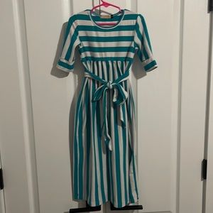 Nuggles girls dress size 6